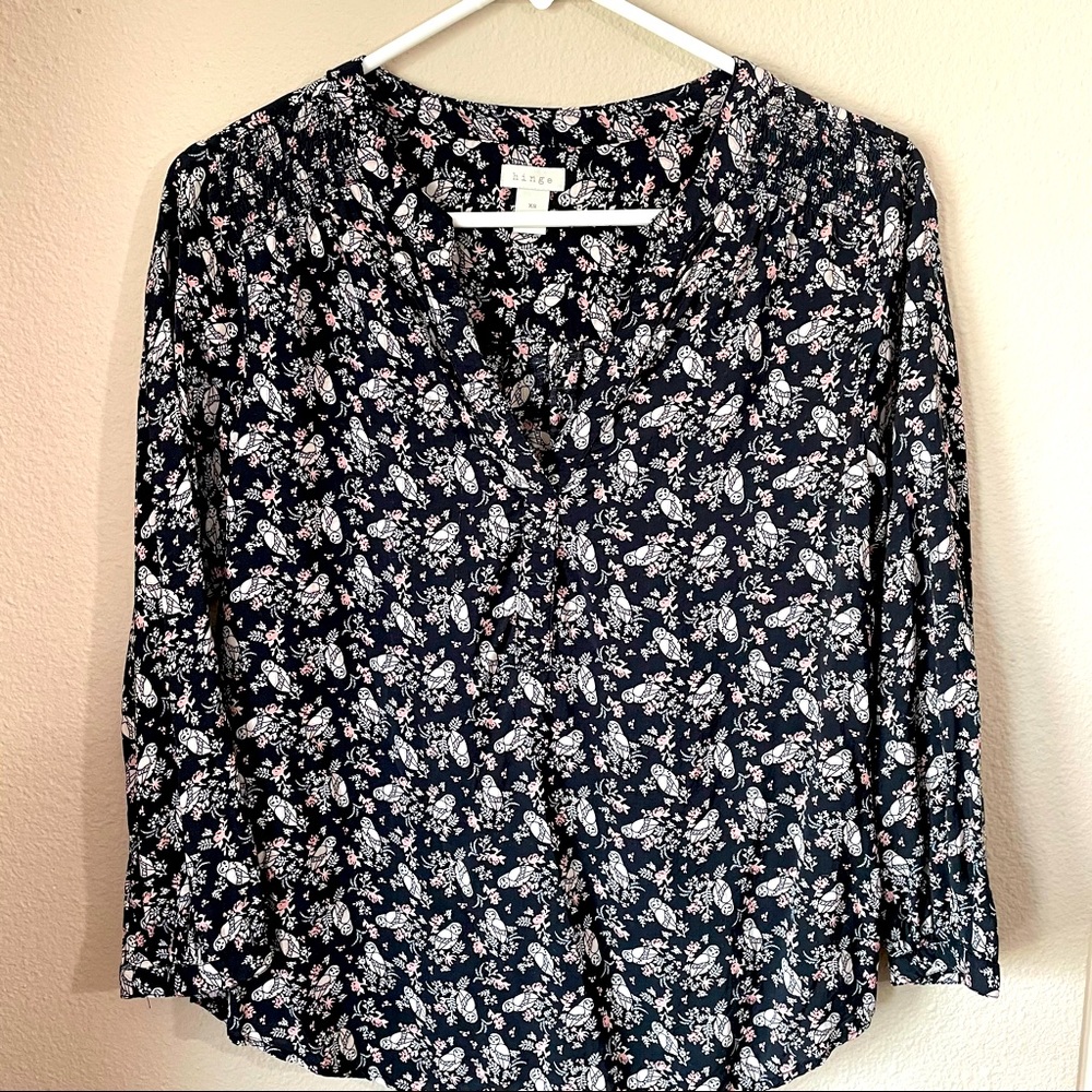 Hinge NWOT Owl blouse